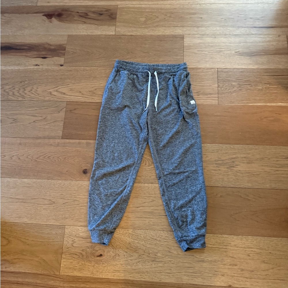 Vuori Gray Ankle Jogger Pants